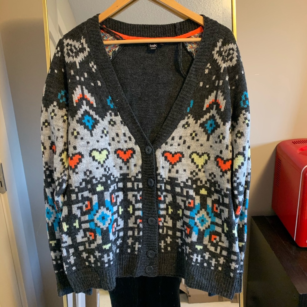Twik button up sweater
